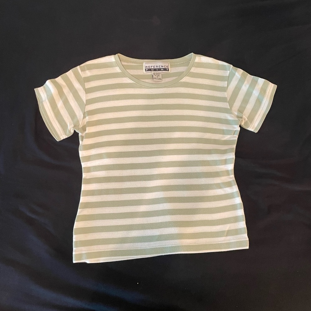 Green/white stripped tee